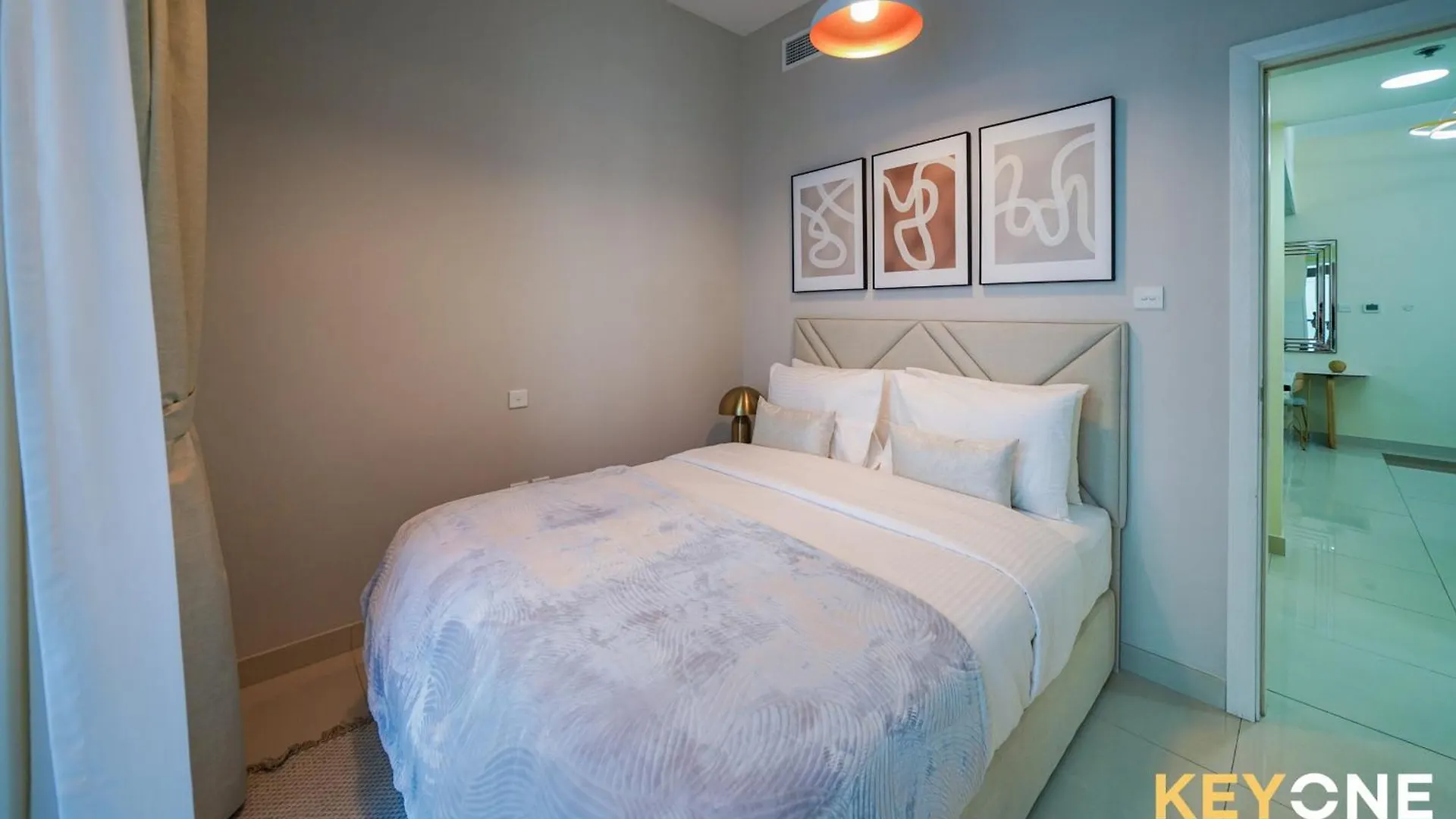 Magnificent Two Bedroom Beachfront Dubai 0*,  United Arab Emirates