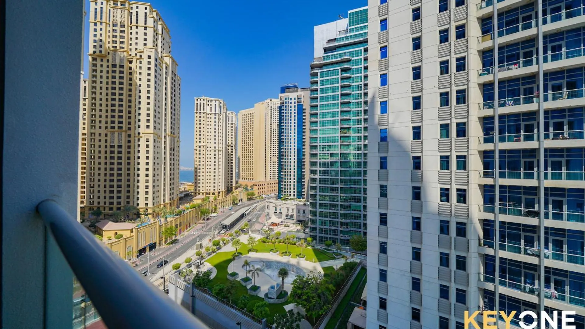 Magnificent Two Bedroom Beachfront Dubai 0*,